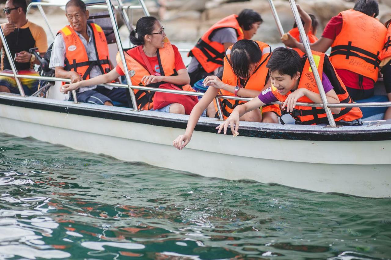 Anjungan Beach Resort Kampung Teluk Nipah Eksteriør billede